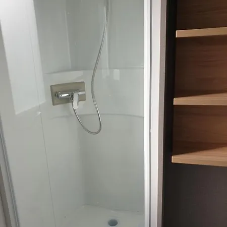营地 Mobil 8 Personnes 2 Salles De Bain 40 M2 Standing *